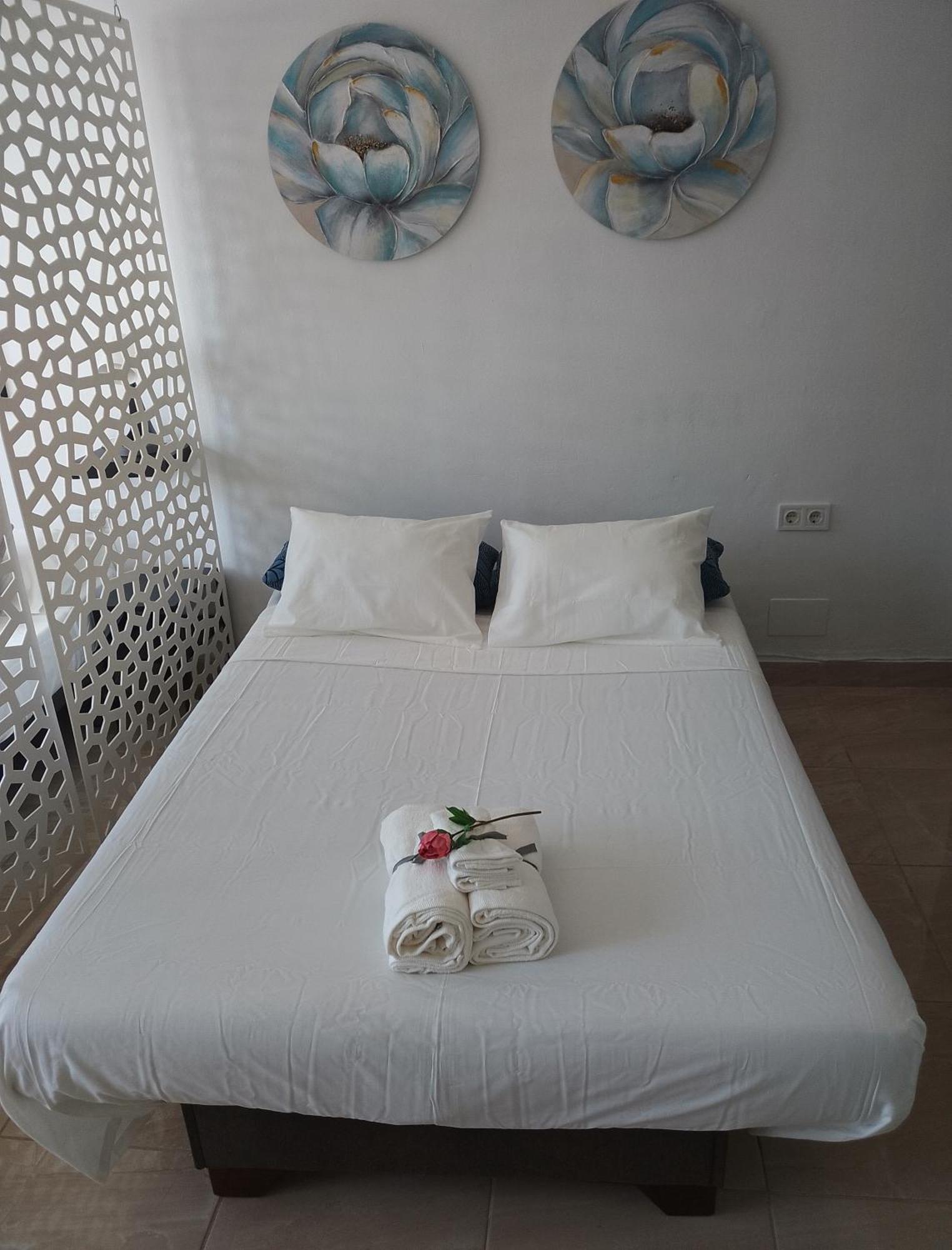 Apartamento Serrano Малага Екстериор снимка